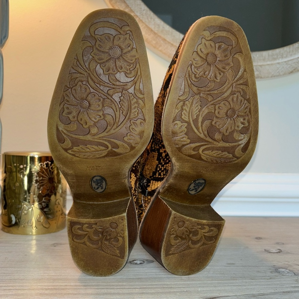 NEW Sofft Canelli Ankle Boots - Picture 4 of 7